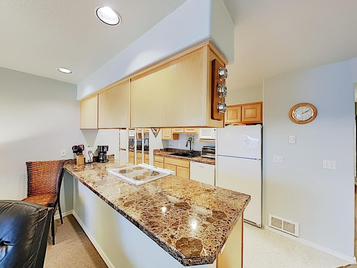 New Listing! Bay-View Beauty With Private Balcony Condo Lincoln City Exteriér fotografie